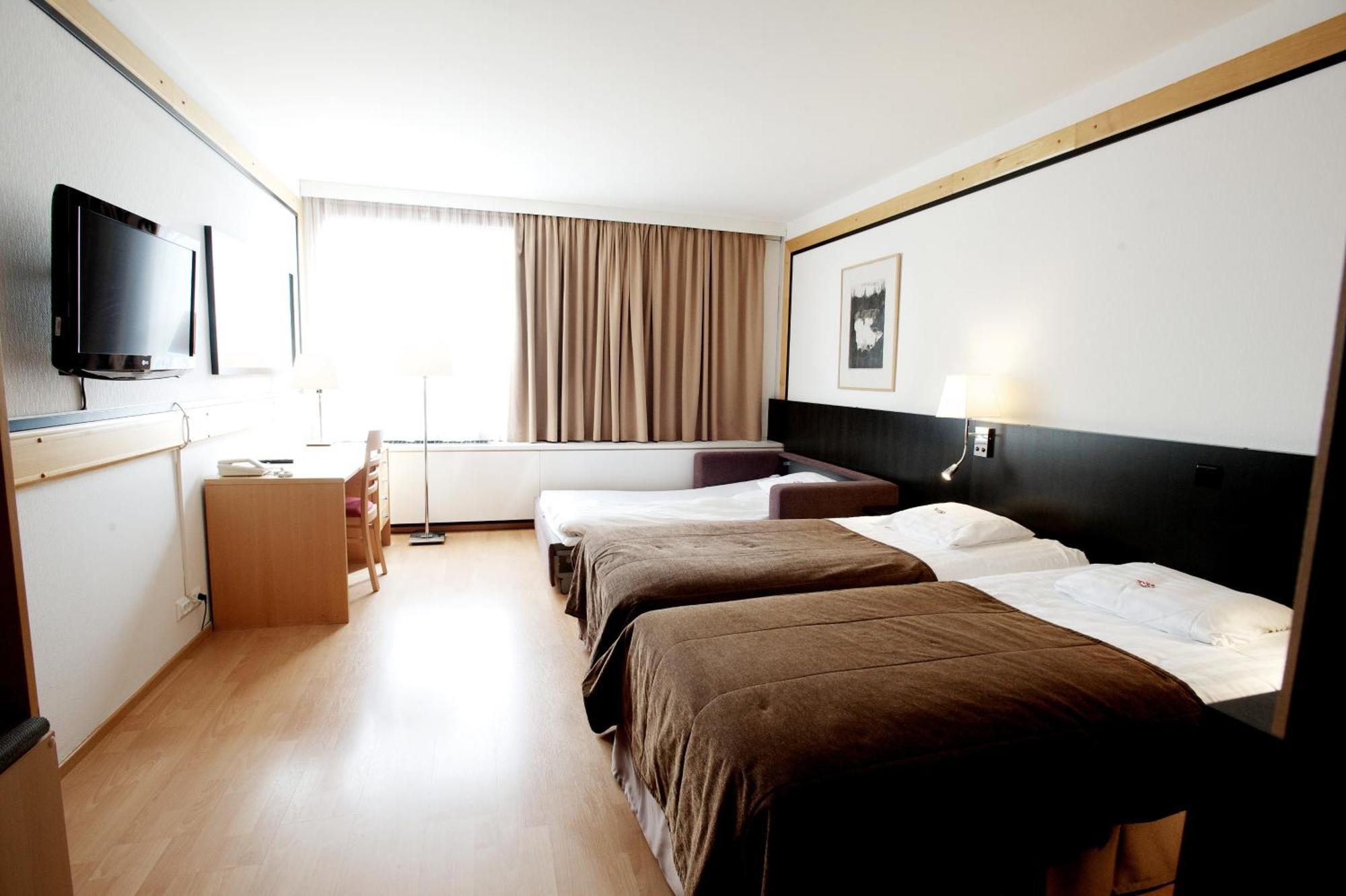 Hotel Korpilampi Esbo Exteriör bild