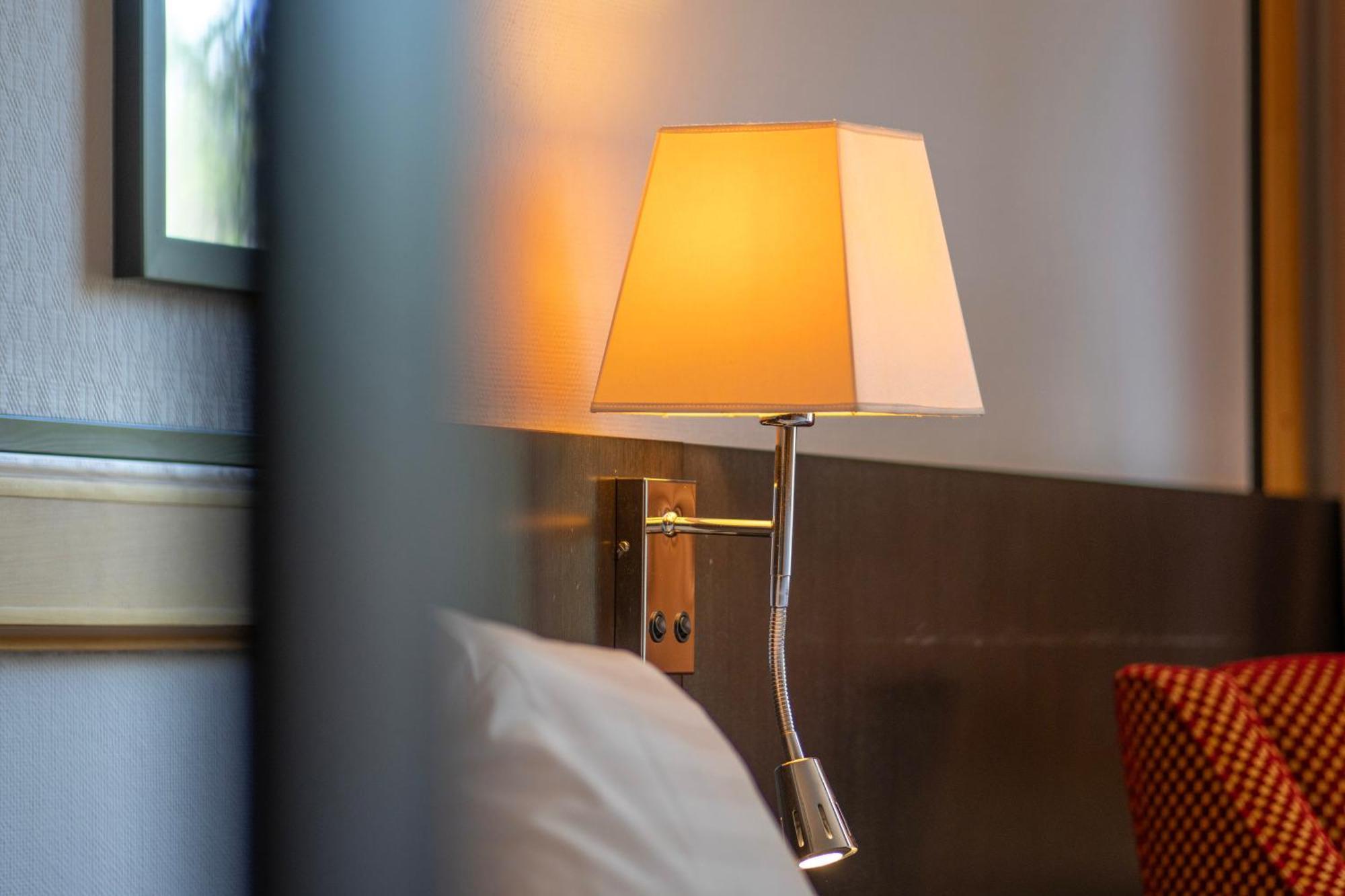 Hotel Korpilampi Esbo Exteriör bild