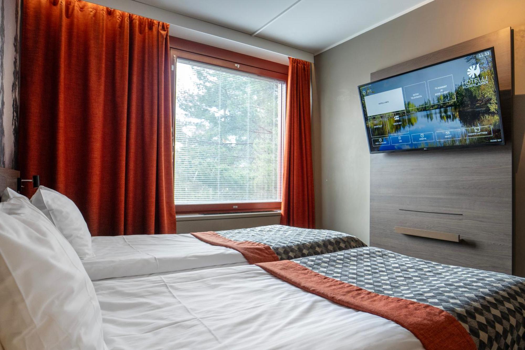 Hotel Korpilampi Esbo Exteriör bild
