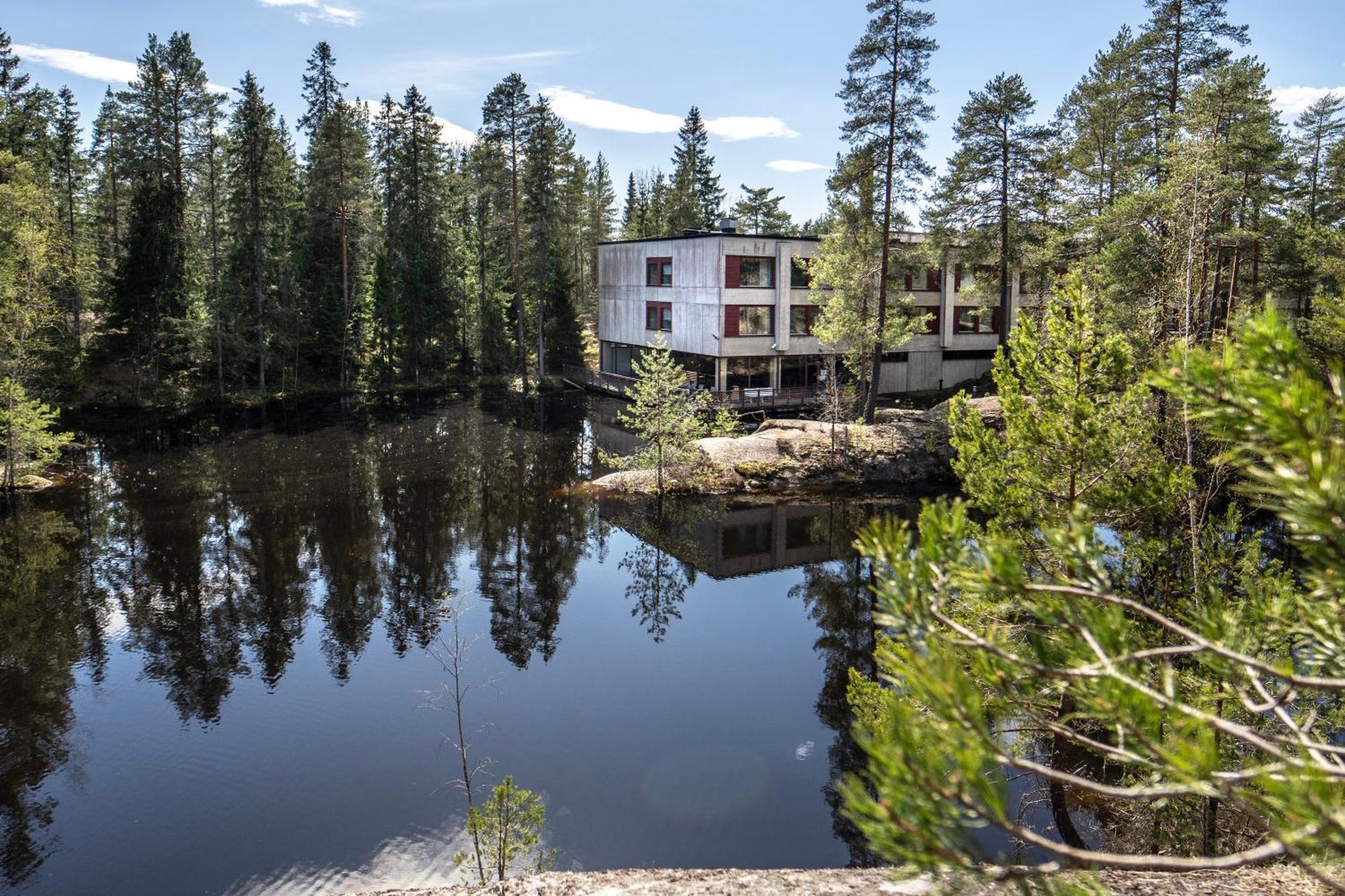 Hotel Korpilampi Esbo Exteriör bild